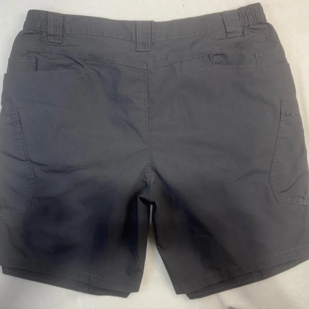 N/A men gray